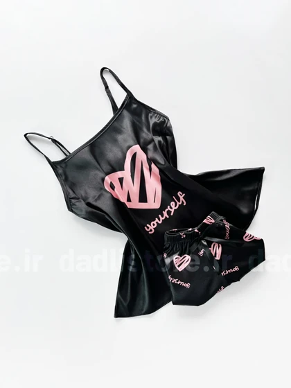 ست لباس خواب تاپ و شورتک ساتن طرح قلب