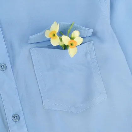 شومیز آبی گره‌ای