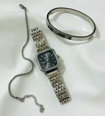 ساعت زنانه نایدو مربعی صفحه مشکی