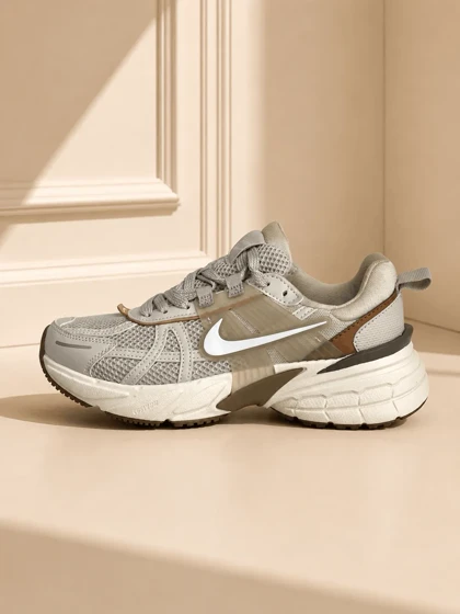 کتانی نایک وی تو کی کرم Nike V2K Run Cream
