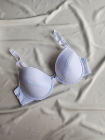 سوتین ابرنازک فنردار NBB کد :1204