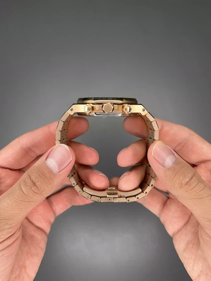 ساعت مچی اودمار پیگه کورنوگراف دور نگین رزگلد صفحه سفید Audemars Piguet