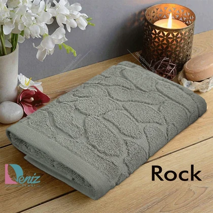 حوله دستی بزرگ طرح راک رنگ طوسی سبز