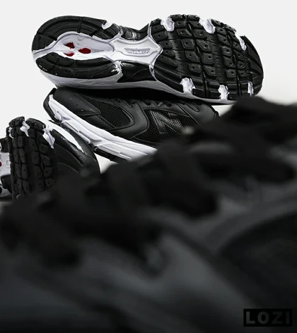 کفش کتانی مردانه و زنانه مشکی NEW BALANCE 530