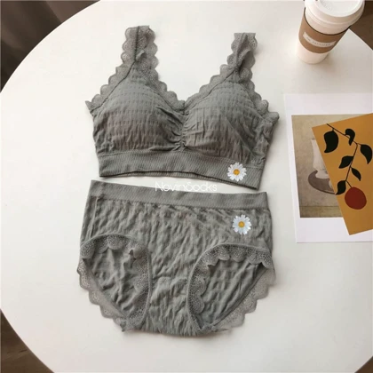 نیم طرح بابونه (فقط نیم‌تنه)