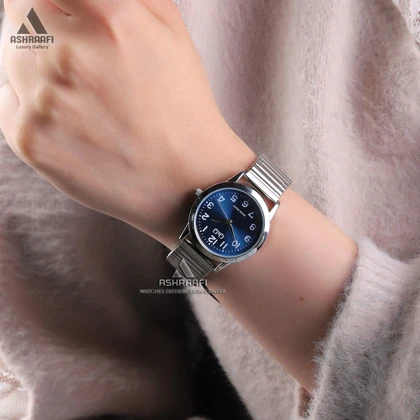 ساعت کیو اند کیو صفحه سورمه‌ای Q&Q C11A-035PY