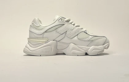 کفش روزمره نیوبالانس 9060 سفید