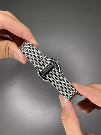 ساعت مچی ورساچه طرحدار بند سیلور صفحه سفید Versace