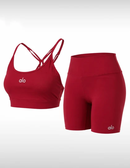 ست نیم‌تنه و شورتک ورزشی زنانه الو Alo Cozy Fit W