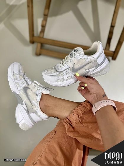 کتانی نایک وی تو کی لومانا