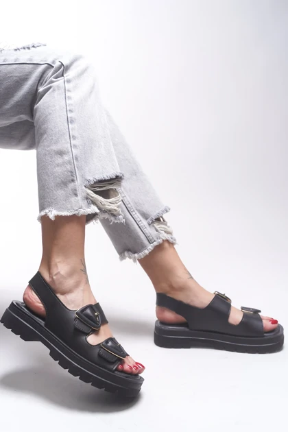 صندل زنانه ریکن riccon