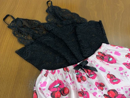 ست نیم‌تنه گیپور و شلوارک طرح چری 091