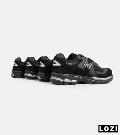 کفش کتانی مشکی NEW BALANCE 2002R