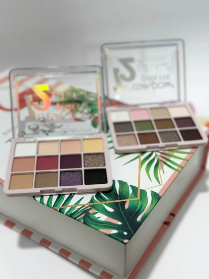 سایه 12 رنگ مات و شاین دودوگرل