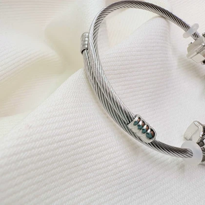 دستبند بنگل استیل طرح «پاندورا تابستانی» | با آویز هندوانه و گیلاس (قرمز)