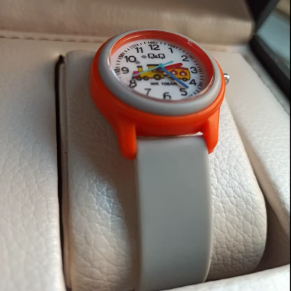 ساعت مچی بچگانه Q&Q ضد آب بند طوسی طرح قطار