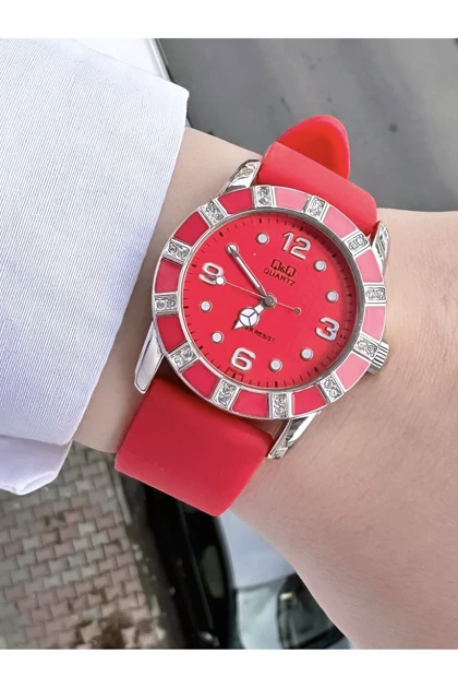 ساعت زنانه qandq