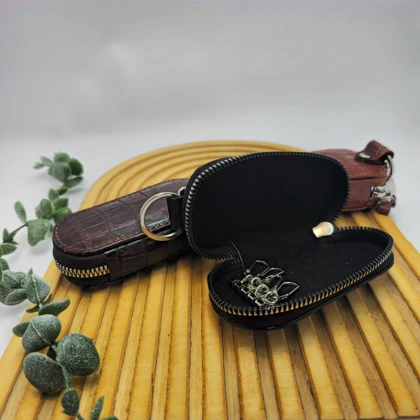 جاکلیدی و جاسوییچی چرم طرح کروکودیل (Zippered Key Holder)