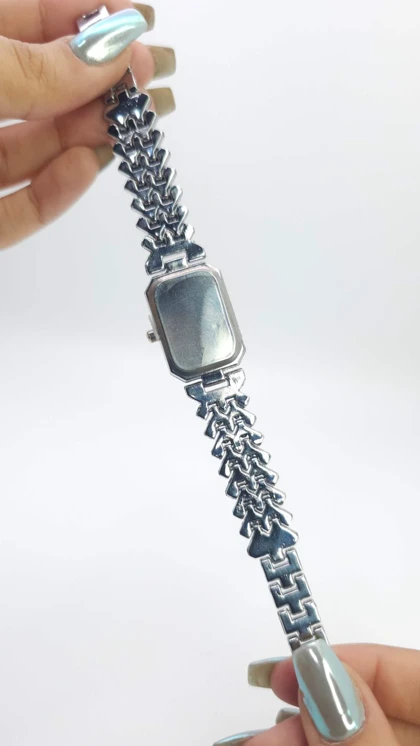 ساعت مچی زنانه مجلسی Dios نگین‌دار با موتور کوارتز