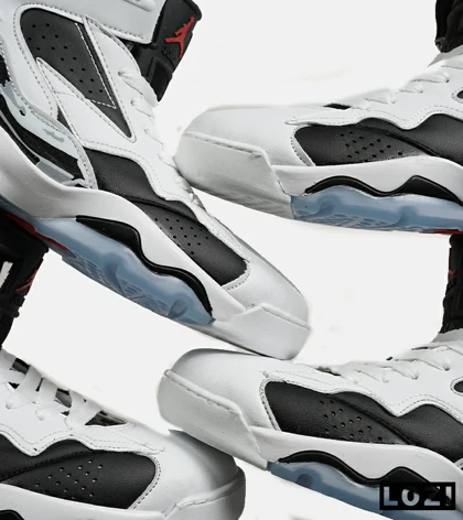 کفش کتانی ساق‌دار مردانه سفید مشکی Nike air jordan 6