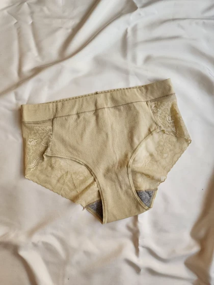 شورت ترکیب نخ و تور زنانه کد: 8899