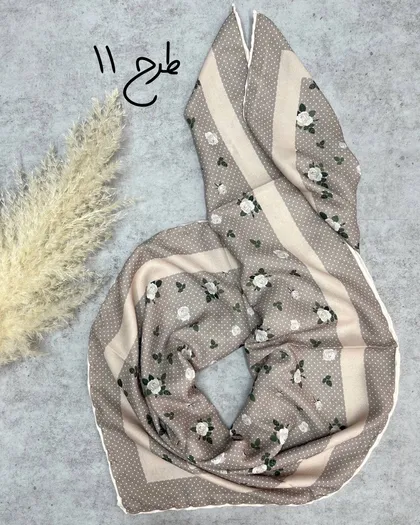 روسری کرپ گل‌گلی 3702