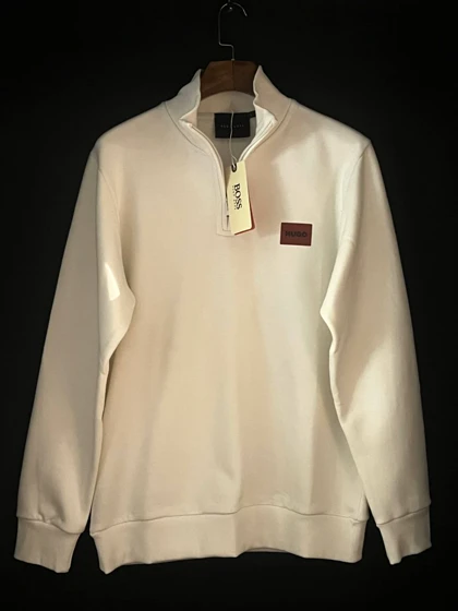 پلیور نیم زیپ طرح هوگو