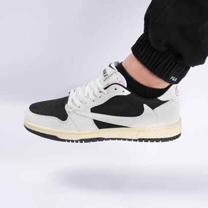 کفش کتانی اسپرت مردانه رنگ مشکی سفید مدل نایک NIKE Jordan 1 low