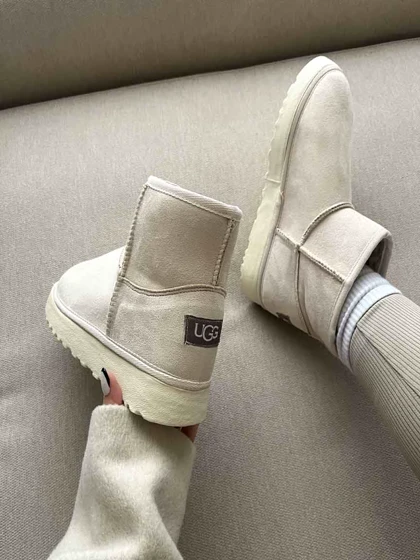 نیم بوت UGG