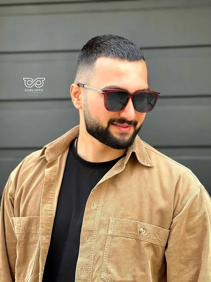 عینک آفتابی دیوید بکهام مدل DB7067