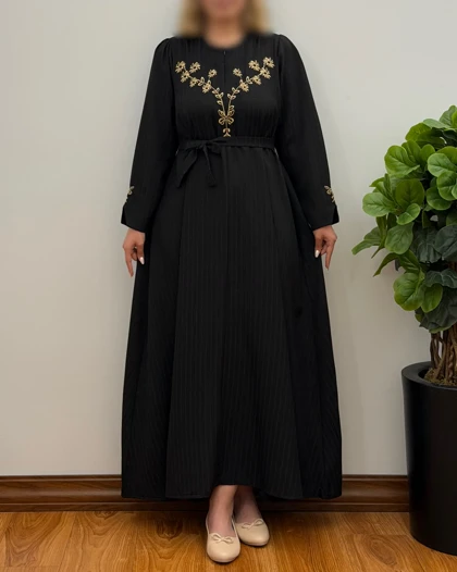 پیراهن مانتویی گلدوزی مدل پارلا