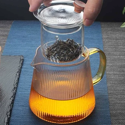 قوری دمنوش پیرکس شیاردار دسته عسلی