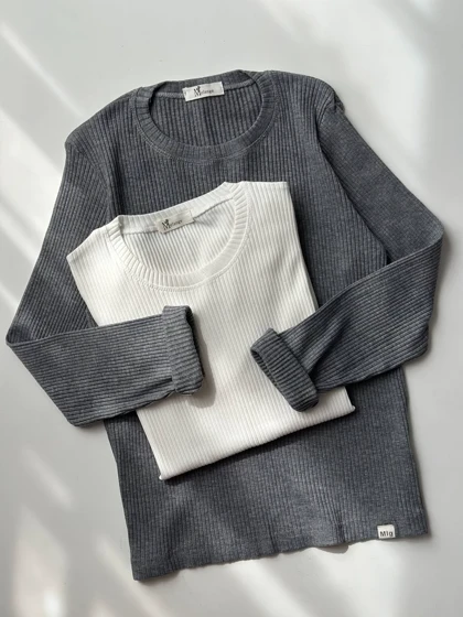 بلوز یقه گرد کبریتی زنانه