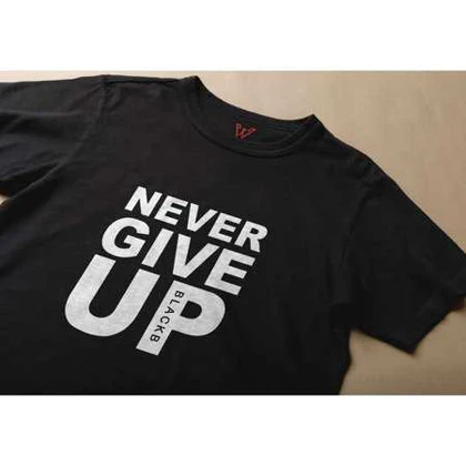 تیشرت طرح NEVER GIVE UP
