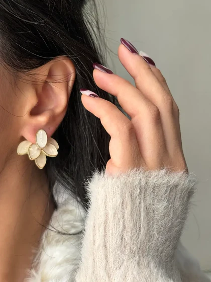 گوشواره گل 6 پر