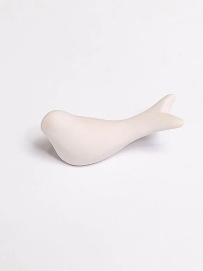 مجسمه مرغ آمین