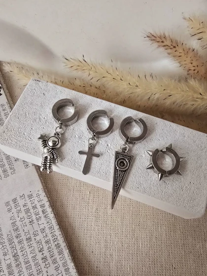 پیرسینگ گوش فیک(بدون نیاز به سوراخ)