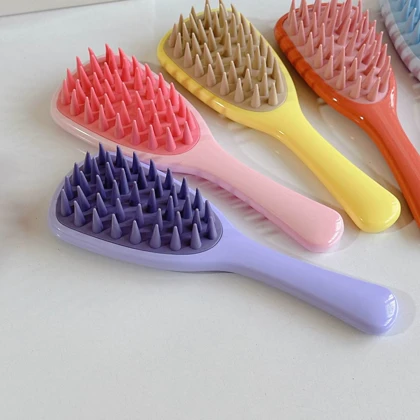برس ماساژور پوست سر طرح فانتزی Scalp Massage Brush