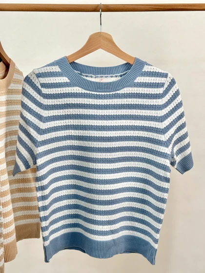 بافت راه راه یقه گرد