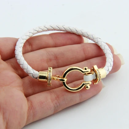 دستبند زنانه مدل اسپرت چرم