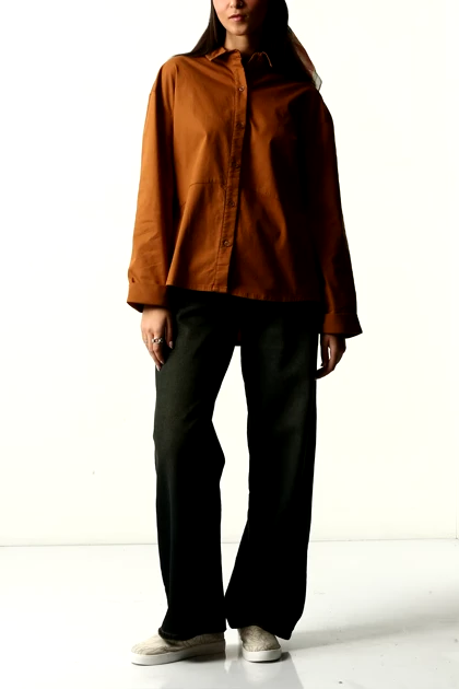 شومیز برش‌دار پشت بلند زنانه