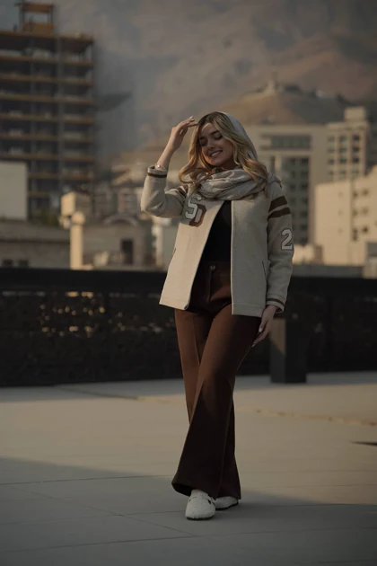 پالتو کتی " سالی "