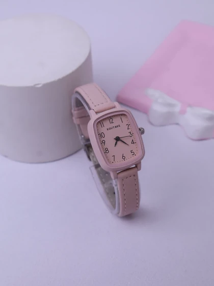 ساعت زنانه چرمی کوتاکه کد W399