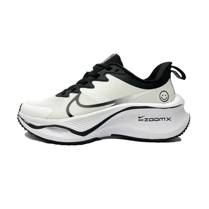 کفش ورزشی رانینگ نایک زوم ایکس اسمایل مدل ZOOMX-CK4318 سفید مشکی