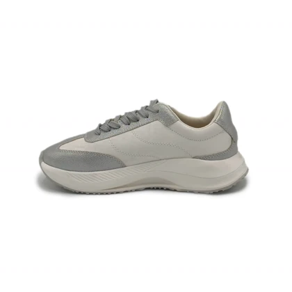 کفش راحتی زنانه مدل Stradivarius Sneakers - SKG88