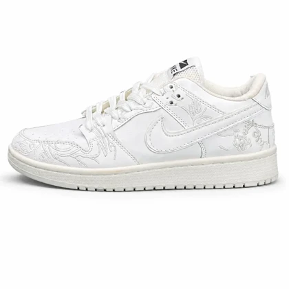 کتانی مردانه مدل نایک جردن گلدوزی سفید Nike Jordan