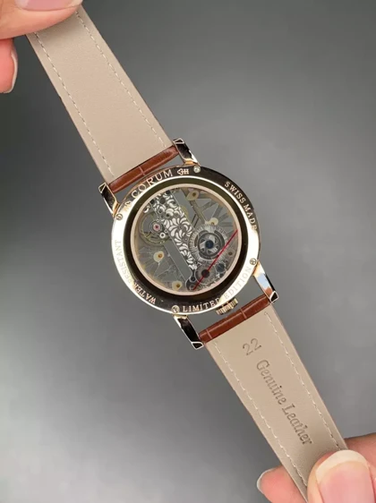 ساعت مچی کروم اتوماتیک صفحه اسکلتون بند چرمی قهوه ای Corum