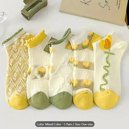 پک جوراب نازک فانتزی گل‌دار سبز و زرد نازک و فانتزی
