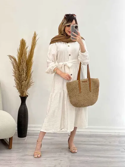پیراهن بلند چین‌دار