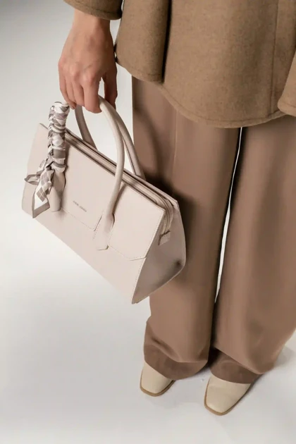 کیف دوشی زنانه دیوید جونز مدل David Jones CM7416